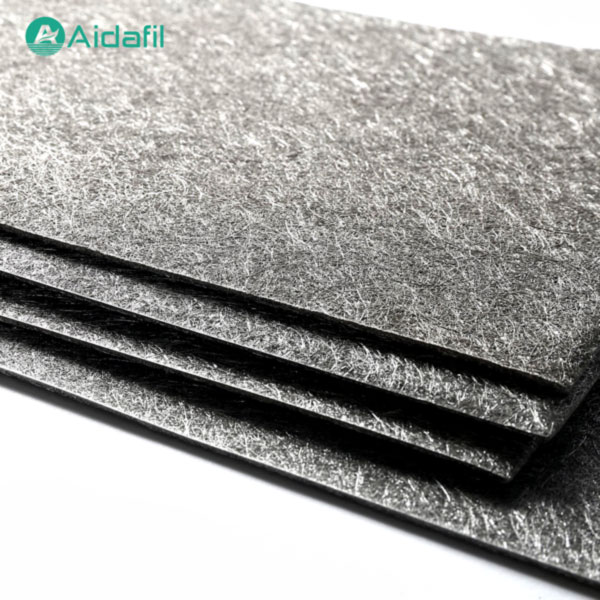 Sintered metal fiber felt